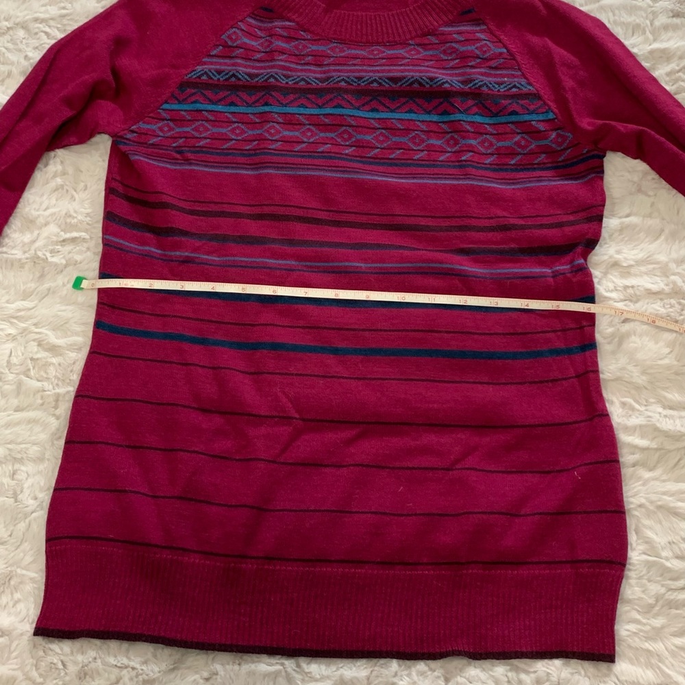 Women’s Smartwool Crewneck Pullover sweater, Berry, M, NWT. - Picture 4 of 10